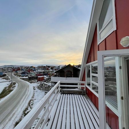 Ilulissat Stay - 4-Bedroom Villa With Sea View And Hot Tub Buitenkant foto