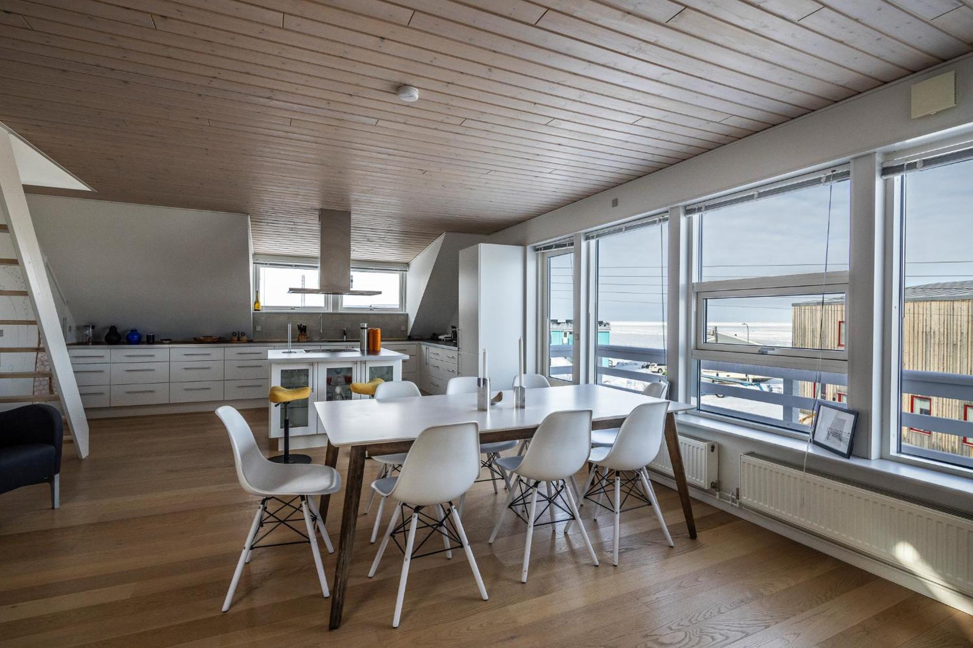 Ilulissat Stay - 4-Bedroom Villa With Sea View And Hot Tub Buitenkant foto