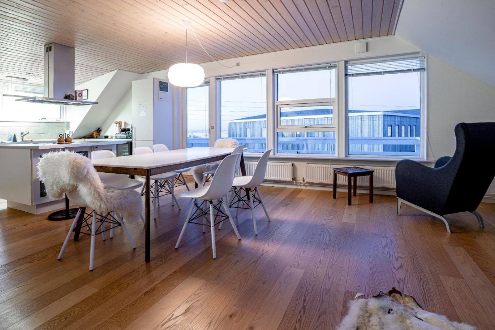 Ilulissat Stay - 4-Bedroom Villa With Sea View And Hot Tub Buitenkant foto